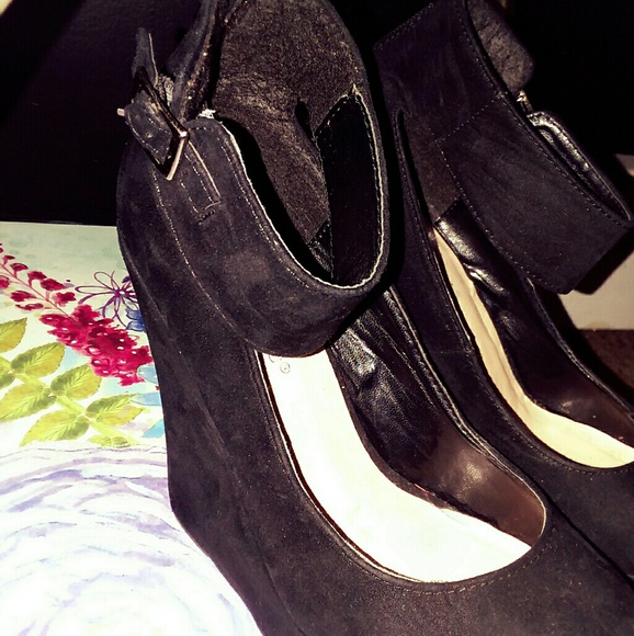Wedges - Picture 2 of 2